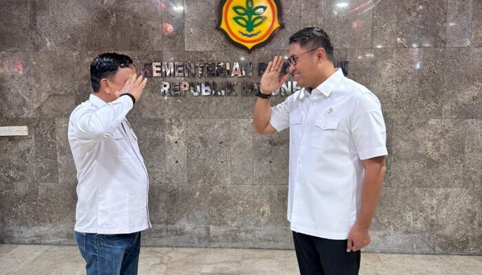 Pak Ben Minta Wamentan Bangun Pom Bensin Mini untuk Petani Aceh Besar