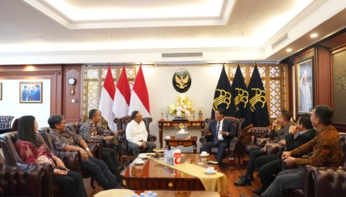 Ketua Dewan Pers Komarudin Hidayat: Hukum Harus Jadi “Traffic Light” bagi Bangsa