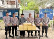 Polda Aceh Bagikan 2,7 Ton Kurma untuk Masyarakat di Bulan Ramadan